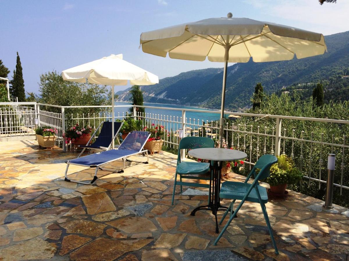 Deep Blue- Rosemary Sea View Apartment อาโยส นิกีตัส ภายนอก รูปภาพ